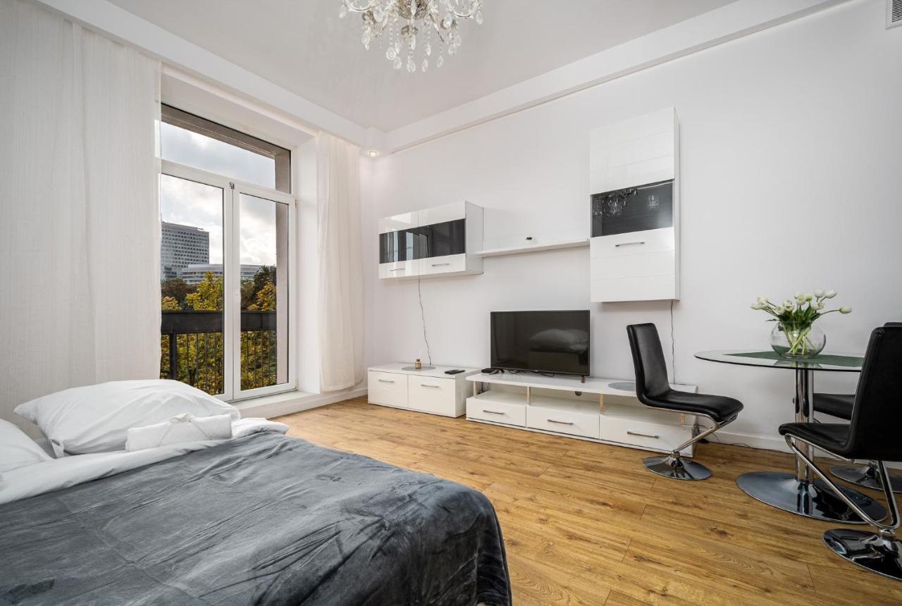 Apart D&k Apartament Z Widokiem Na Palac Kultury I Nauki Apartment